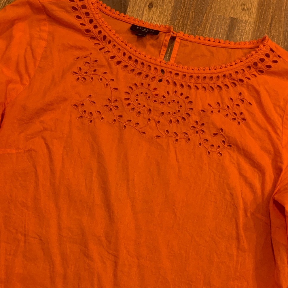 Talbots petites top. Size small petite.